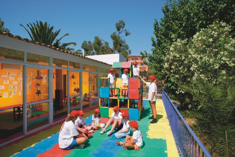 Fergus Bermudas Palmanova Εξωτερικό φωτογραφία
